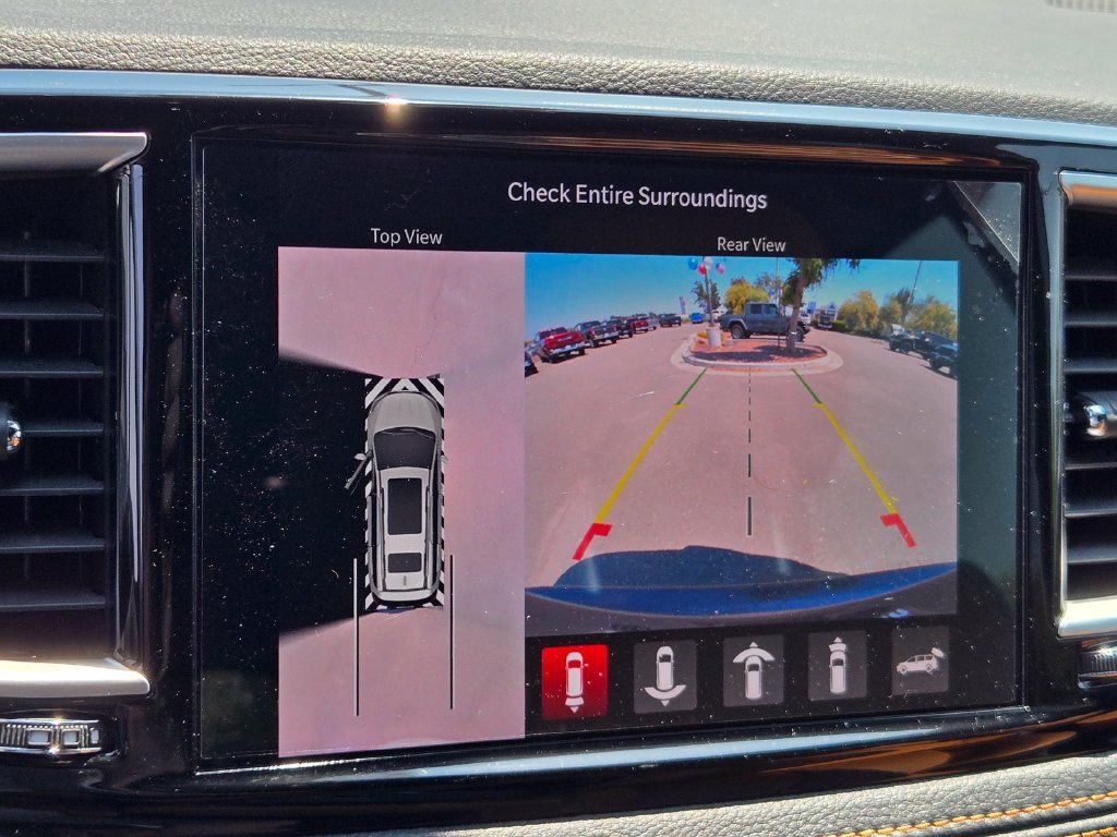 Used 2023 Chrysler Pacifica Pinnacle FWD image 17