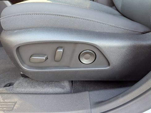New 2026 GMC Terrain AT4 AWD/4WD image 9