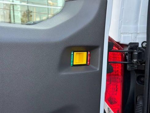 Certified 2024 Ford Transit 350 XLT RWD image 35