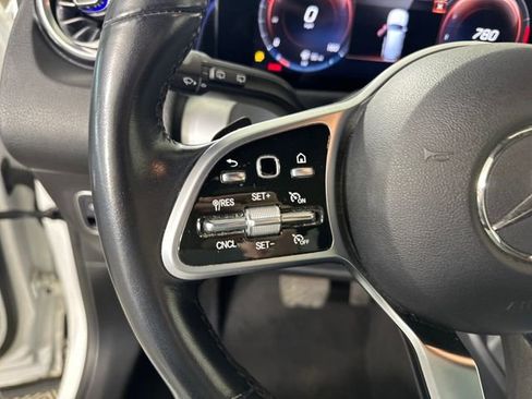 Used 2023 Mercedes-Benz GLB 250 GLB 250 w/ Premium Package image 15