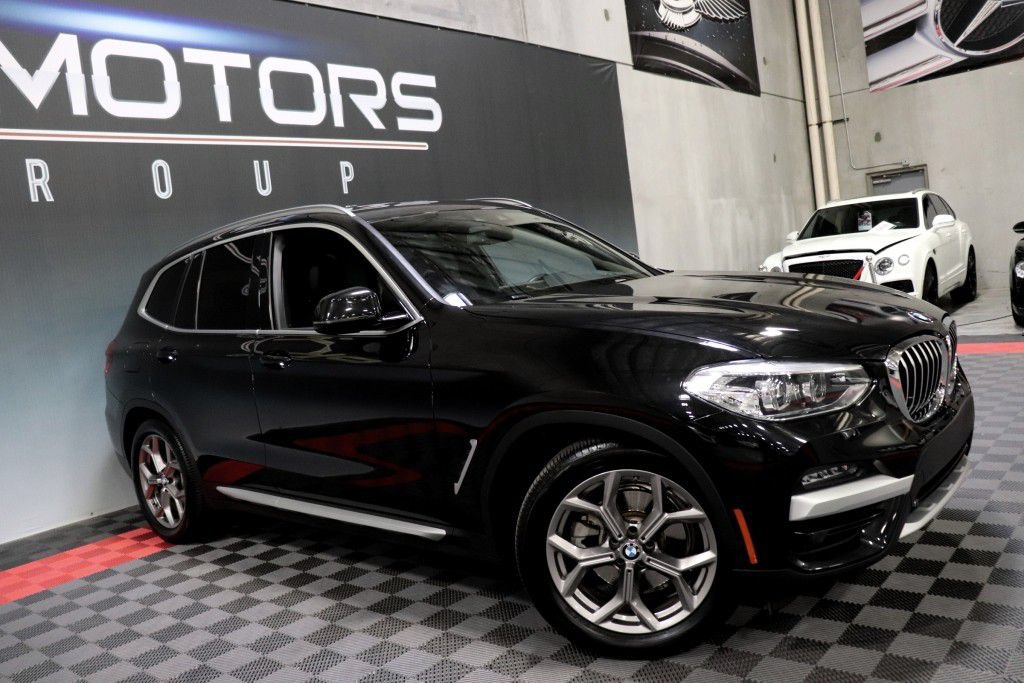 Used 2021 BMW X3 xDrive30e w/ Premium Package AWD/4WD image 11