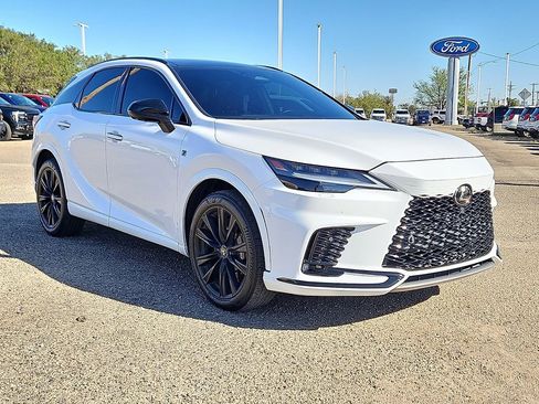 Used 2025 Lexus RX 500h F Sport w/ Convenience Package image 4