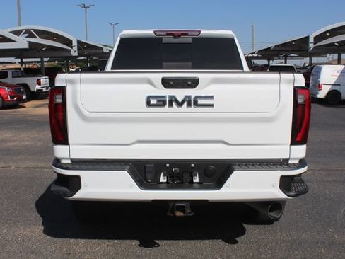 Certified 2025 GMC Sierra 2500 Denali Ultimate AWD/4WD image 4