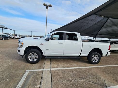 Used 2024 RAM 2500 Laramie w/ Towing Technology Group image 8