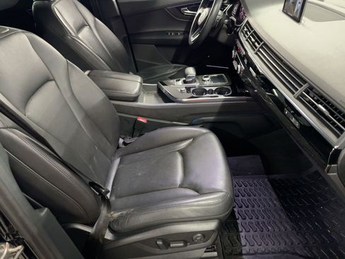 Used 2017 Audi Q7 3.0T Prestige image 28