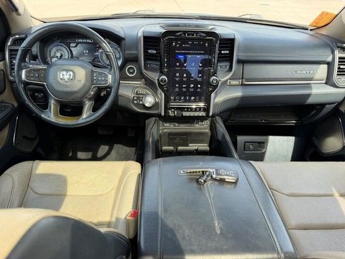 Used 2019 RAM 1500 Limited AWD/4WD image 9