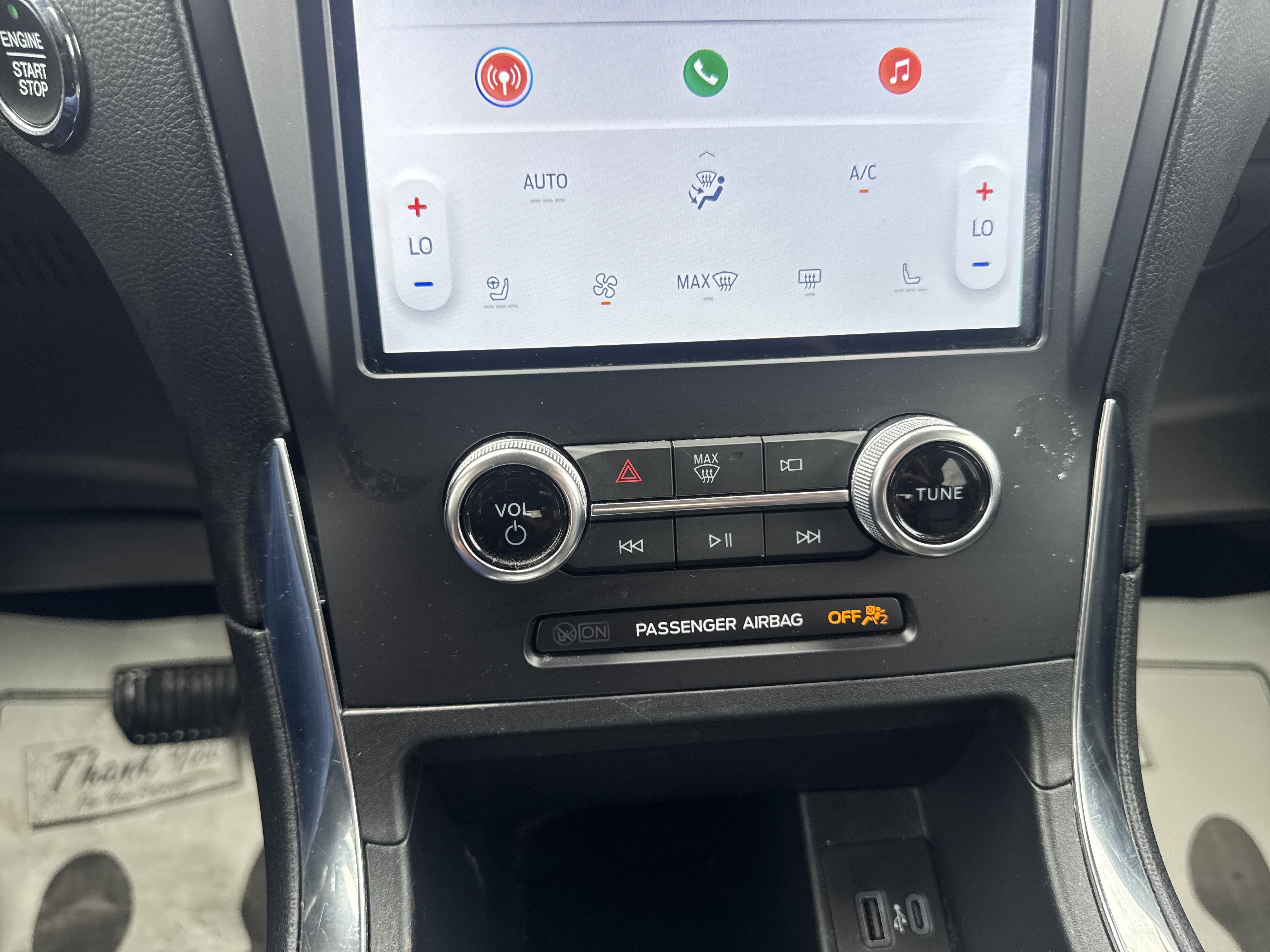 Used 2024 Ford Edge Titanium AWD/4WD image 25