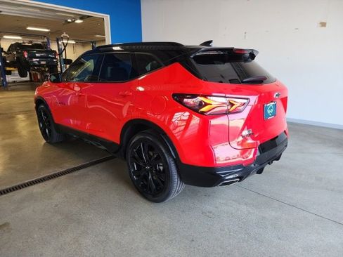 Used 2022 Chevrolet Blazer RS w/ Enhanced Convenience Package image 2