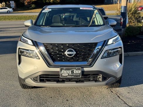 Certified 2023 Nissan Rogue SV image 8