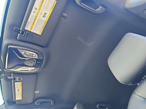 New 2026 Jeep Compass Latitude image 29