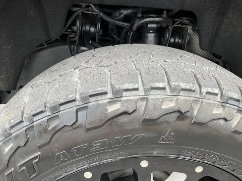 Used 2017 GMC Sierra 2500 Denali AWD/4WD image 32