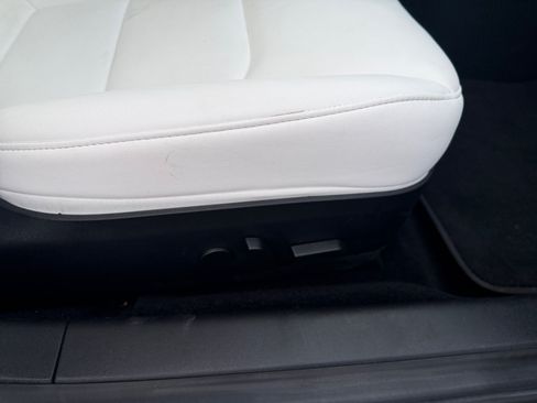 Used 2019 Tesla Model 3 Long Range AWD/4WD image 31