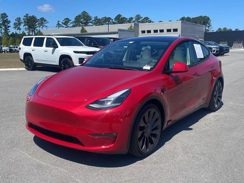 Used 2023 Tesla Model Y Performance AWD/4WD image 3