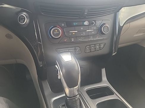 Used 2018 Ford Escape Titanium AWD/4WD image 16