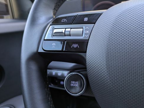 Certified 2025 Hyundai Ioniq 5 SEL image 20