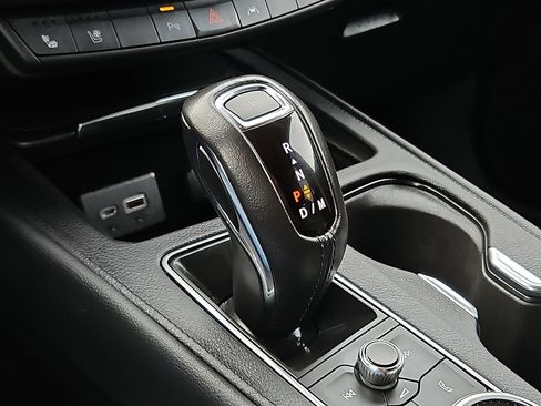 Used 2019 Cadillac XT4 Sport image 14