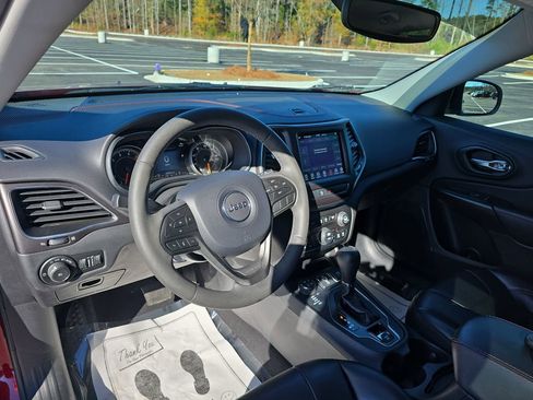 Used 2020 Jeep Cherokee Trailhawk w/ Trailer Tow Group image 20