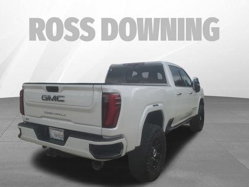 Used 2024 GMC Sierra 2500 Denali Ultimate AWD/4WD image 6