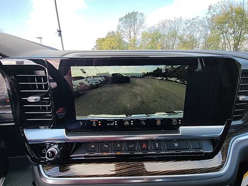 New 2026 GMC Sierra 1500 Elevation image 23