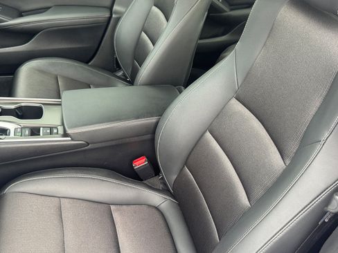 Used 2022 Honda Accord Sport image 7