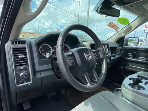Used 2015 RAM 1500 Express image 13