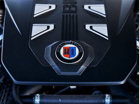 Used 2024 BMW ALPINA XB7 AWD/4WD image 13