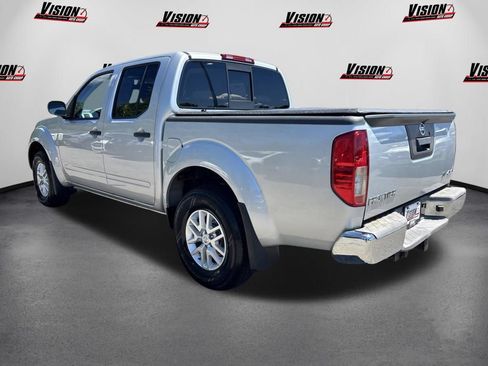 Used 2019 Nissan Frontier SV AWD/4WD image 7