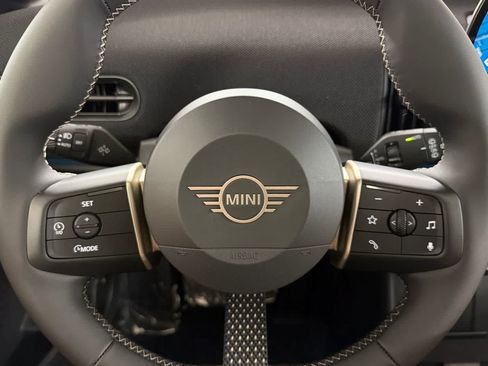 New 2026 MINI Cooper 4-Door Hardtop FWD image 24