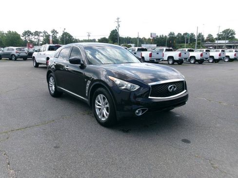 Used 2017 INFINITI QX70 2WD image 4