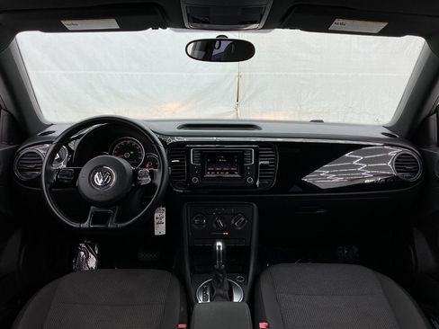 Used 2019 Volkswagen Beetle 2.0T S FWD image 23