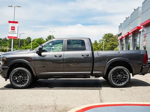 New 2026 RAM 2500 Limited AWD/4WD image 4