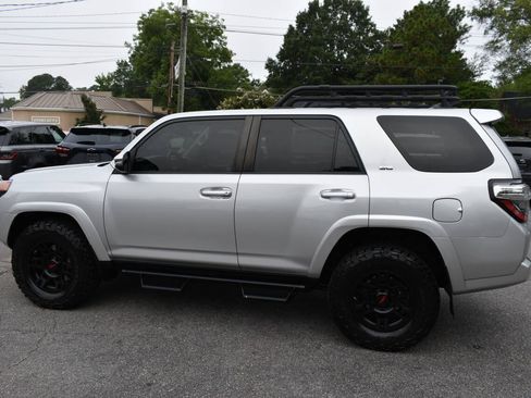 Used 2021 Toyota 4Runner SR5 Premium w/ Moonroof Package AWD/4WD image 45