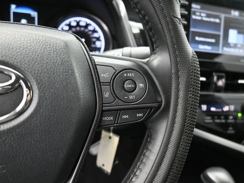 Used 2023 Toyota Camry SE image 28