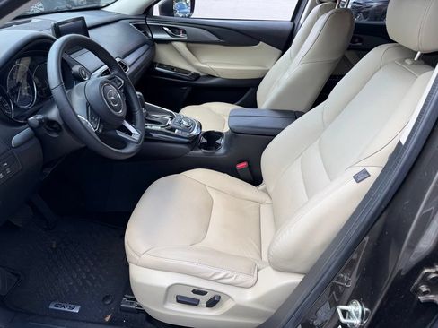 Used 2018 MAZDA CX-9 Touring w/ Touring Premium Package FWD image 23