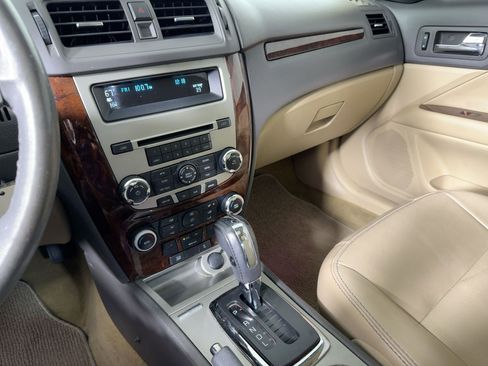 Used 2012 Ford Fusion SEL image 24