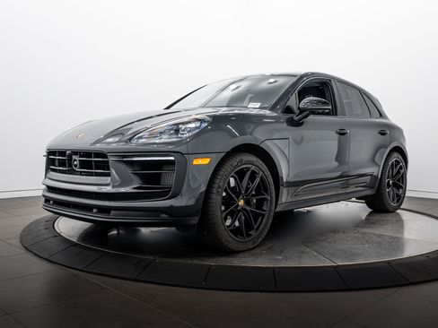 Certified 2024 Porsche Macan GTS AWD/4WD image 1