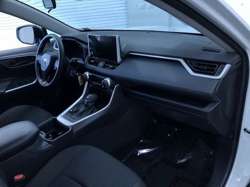 Certified 2025 Toyota RAV4 LE AWD/4WD image 23