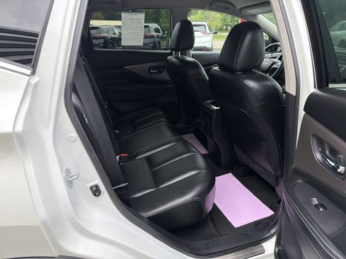 Used 2023 Nissan Murano SV w/ SV Midnight Edition Package AWD/4WD image 9