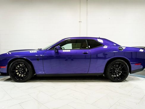 Used 2023 Dodge Challenger SRT Hellcat w/ Driver Convenience Group image 8