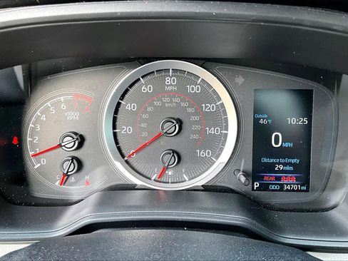 Certified 2022 Toyota Corolla Cross LE image 24