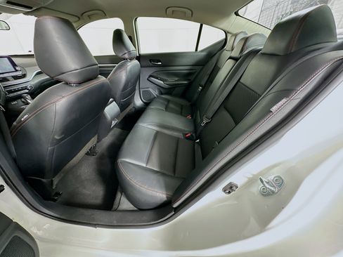 Used 2024 Nissan Altima 2.5 SR image 25