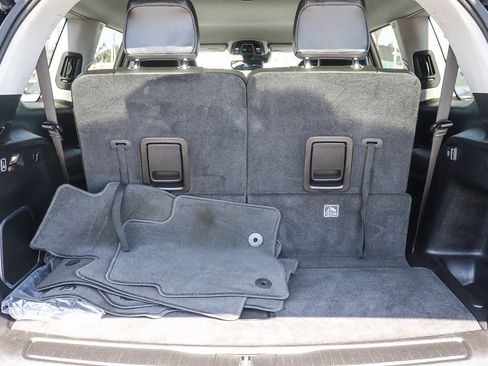 Used 2021 Jeep Grand Cherokee L Limited image 22