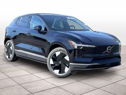 New 2026 Volvo EX30 Ultra w/ Climate Package