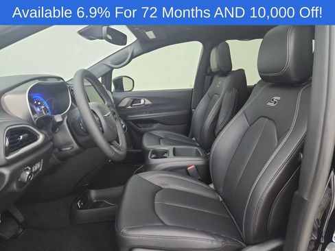New 2026 Chrysler Pacifica Select w/ S Appearance Package FWD image 19