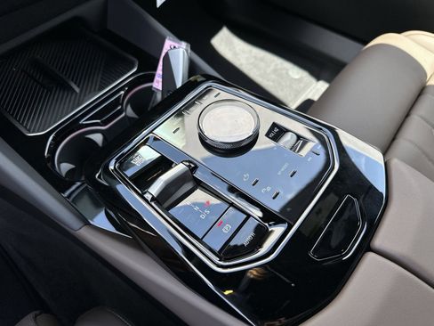 New 2026 BMW 530i xDrive AWD/4WD image 27