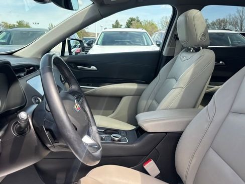 Used 2023 Cadillac XT4 Premium Luxury w/ Cold Weather Package AWD/4WD image 14