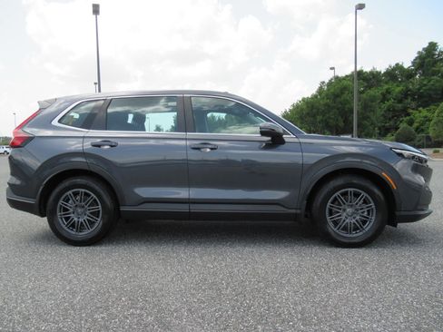 Used 2024 Honda CR-V LX image 2