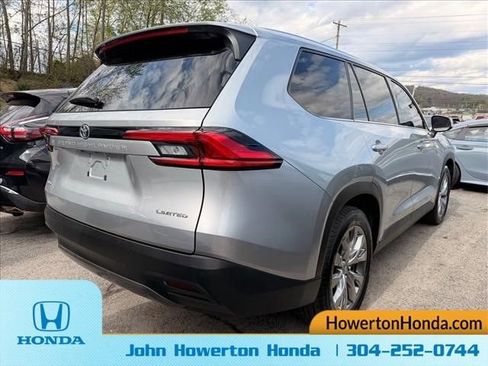 Used 2024 Toyota Grand Highlander Limited AWD/4WD image 7