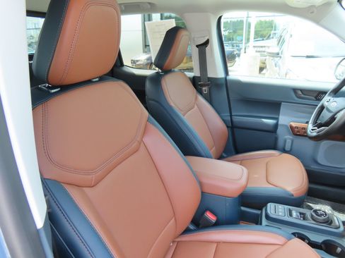 Used 2024 Ford Maverick Lariat FWD image 36