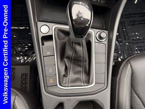 Used 2023 Volkswagen Jetta SEL FWD image 32
